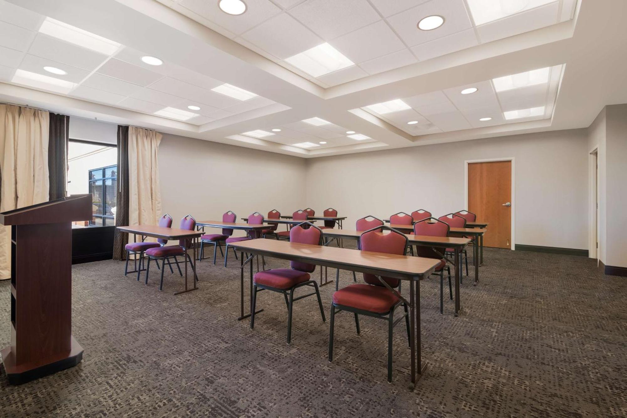 Hampton Inn & Suites פלטסבורג מראה חיצוני תמונה